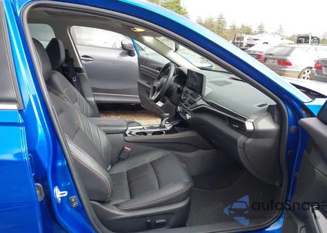 2025 Nissan Altima Sr Awd z USA, uszkodzony, nr VIN 1N4BL4CW0SN327503